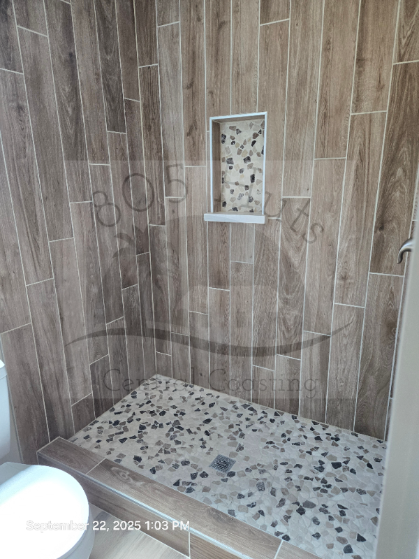 1378 Yale Place #A - Photo 5 of 5