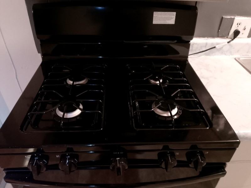 675 7th Street - Photo 3 of 20