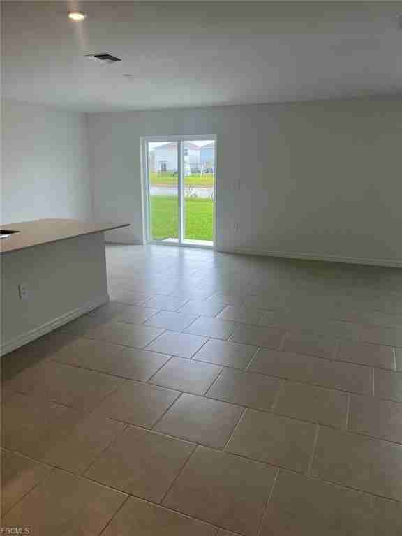 19712 Lavender Field Ct - Photo 5 of 8