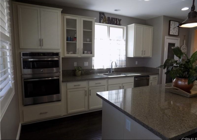 1319 Quince Street - Photo 3 of 9