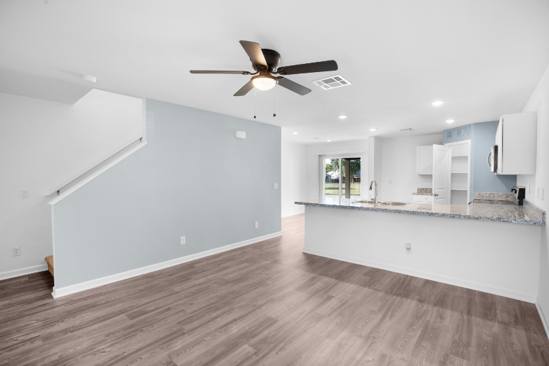 5749 S Club House Dr - Photo 3 of 11