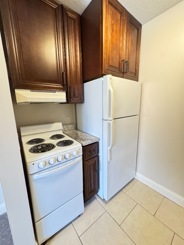 1810 E Street #203 - Photo 3 of 10