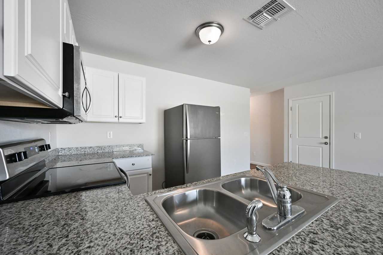 183 Impala Place - Photo 5 of 16