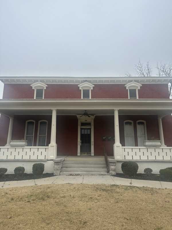 1631 S Main St #2 - Photo 2 of 10