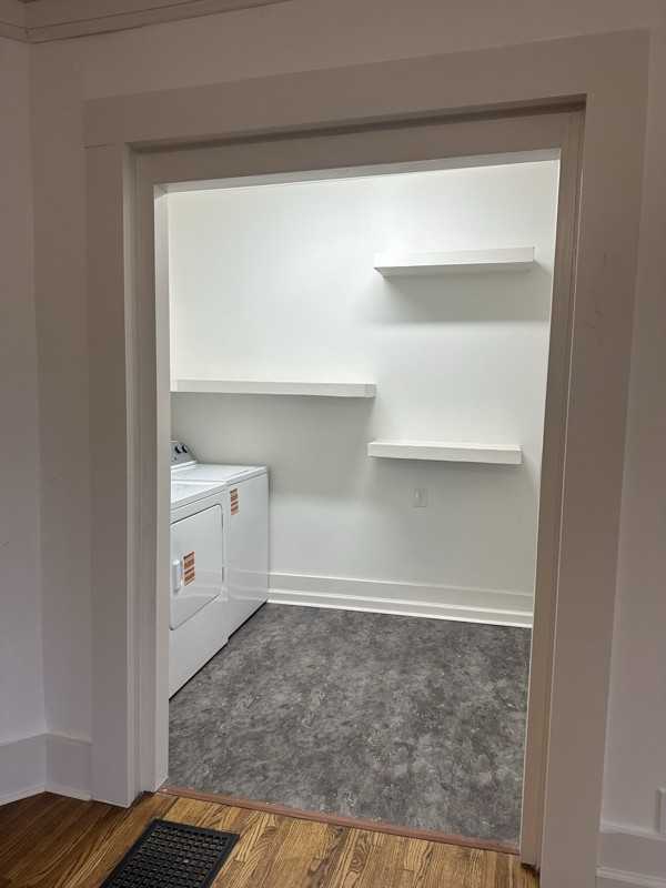 1631 S Main St #2 - Photo 7 of 10