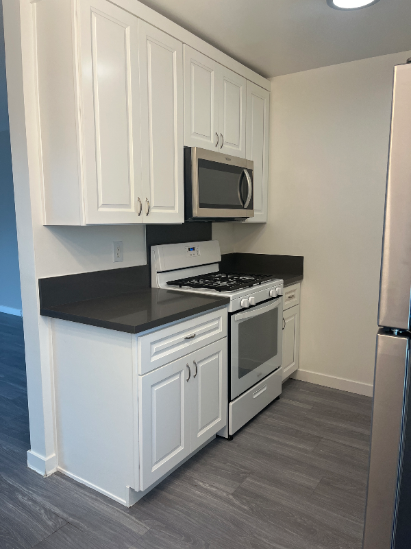 1809 7th Street #1 - Photo 3 of 9