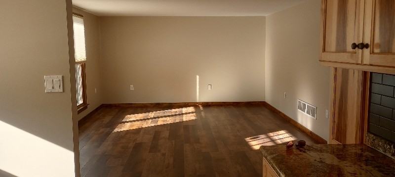 109 Earl Street - Photo 3 of 10