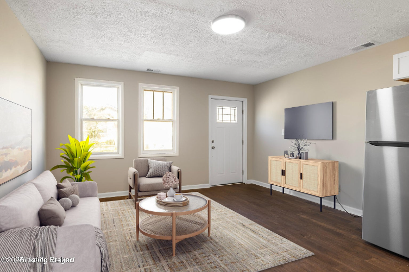 1018 Payne St - Photo 4 of 11