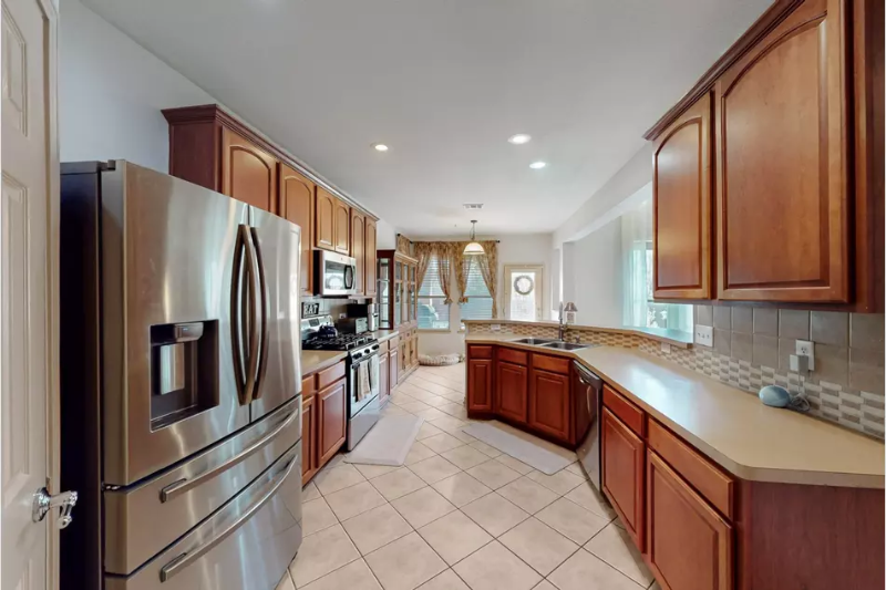 1312 Cattle Crossing Drive - Photo 5 of 12