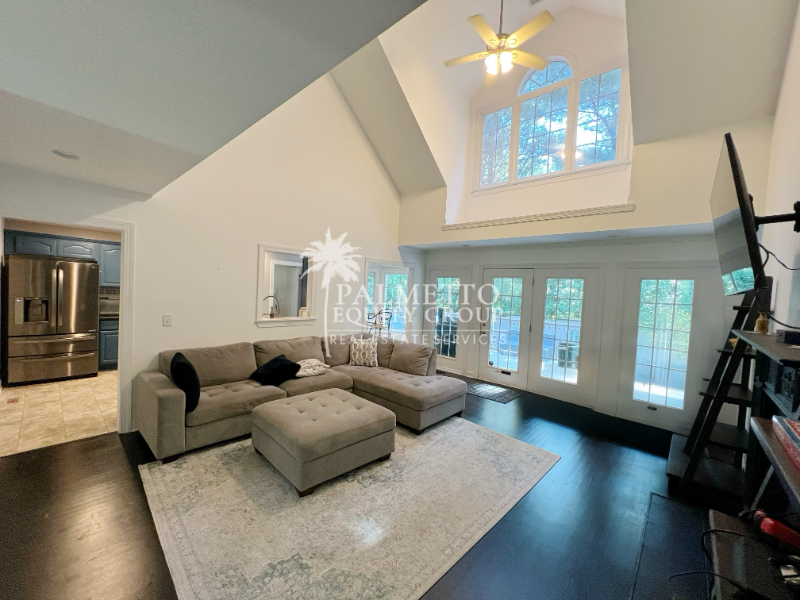 2766 Briaroak Dr - Photo 3 of 15