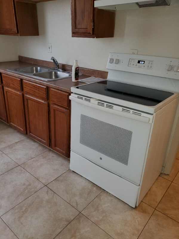 3622 Buchanan Street - Photo 3 of 5