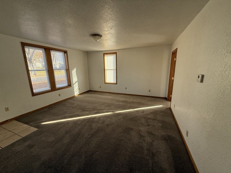 403 West 3rd Street - Photo 4 of 10