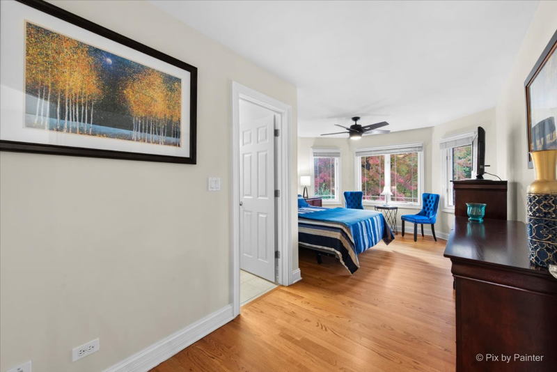 277 Harvey Ave - Photo 4 of 20