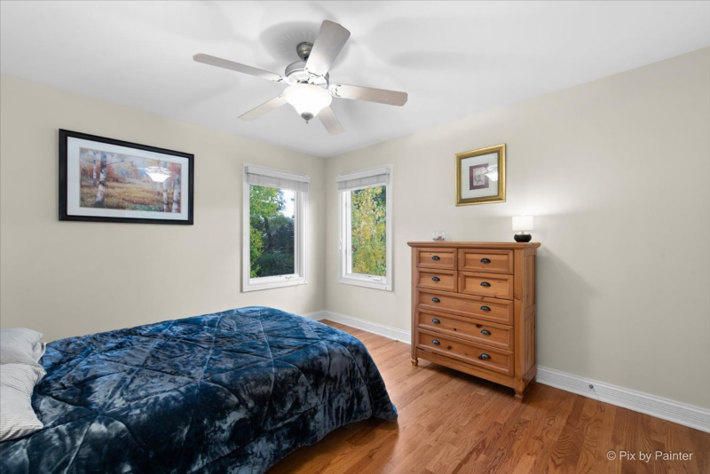 277 Harvey Ave - Photo 6 of 20