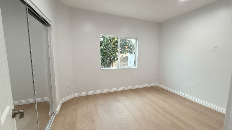 9455 Luders Ave - Photo 6 of 9