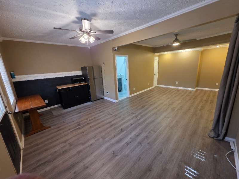 3374 Royal Oaks Dr - Photo 2 of 20