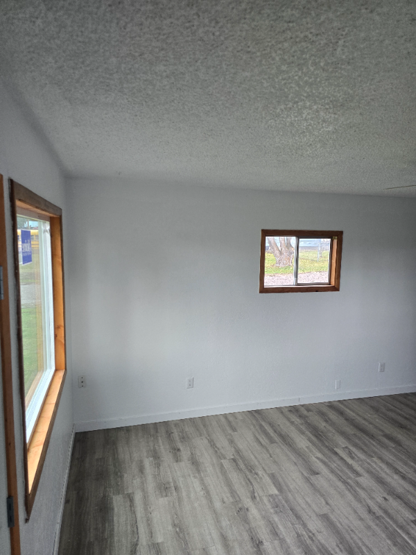 41992 1st Avenue North - Photo 7 of 13