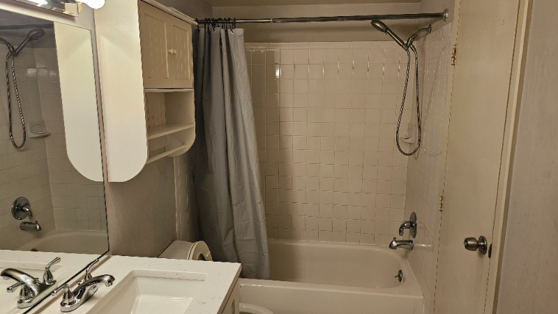 8501 Barrington Ct #B - Photo 7 of 12