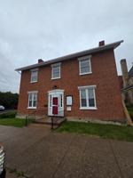 featured image of 806 13th Street