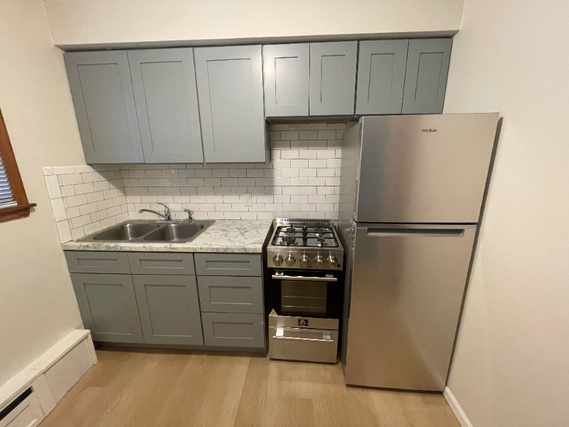 616 Ivy Ave E #7 - Photo 2 of 8