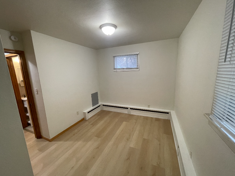 616 Ivy Ave E #7 - Photo 6 of 8