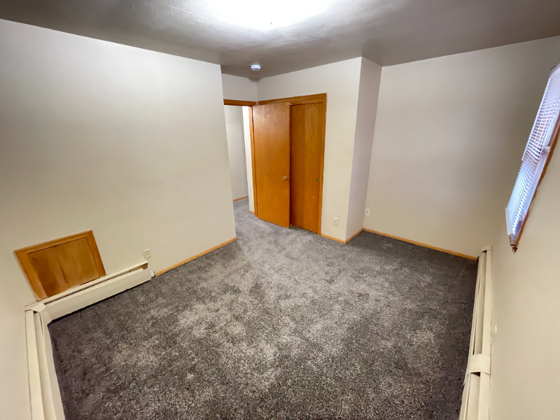 616 Ivy Ave E #1 - Photo 4 of 6