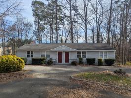 featured image of 4 Maple Leaf Court