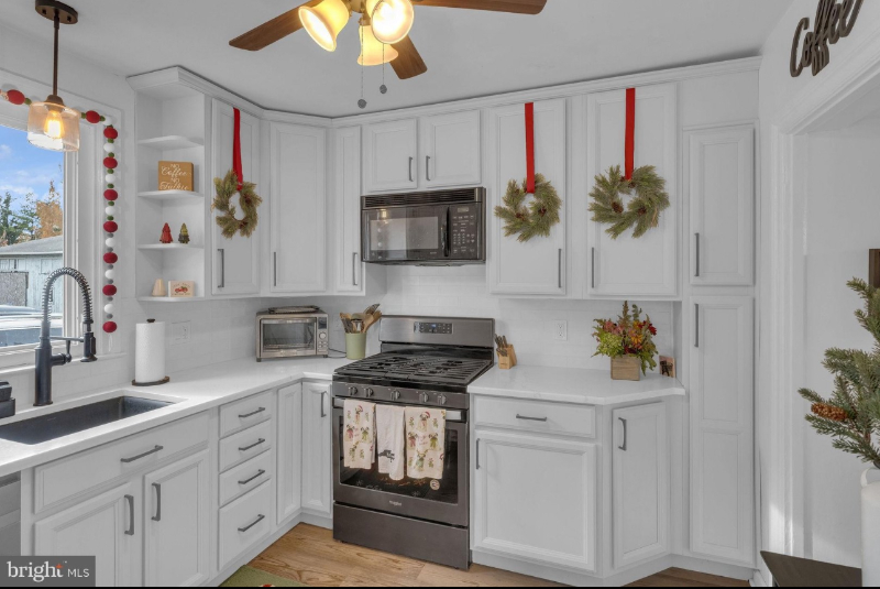 132 South Main Street - Photo 2 of 18