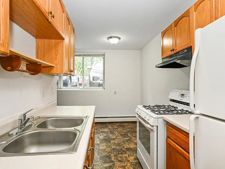 515 Southeast 5th Avenue #2