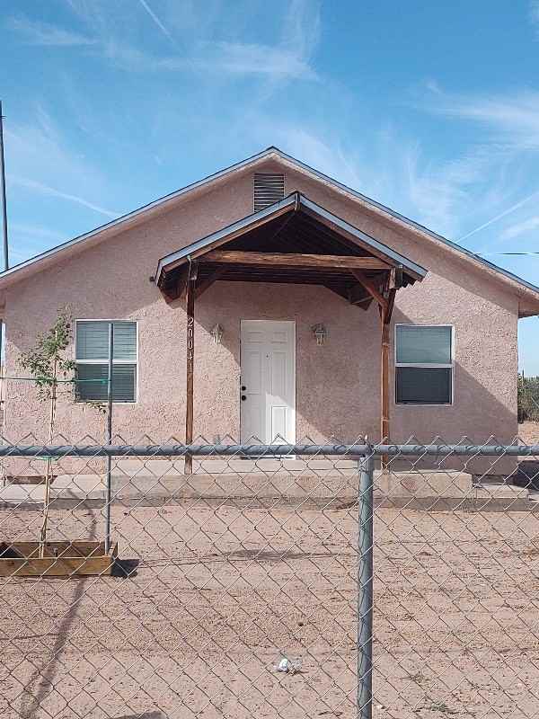 20041 South Neighbours Boulevard - Photo 3 of 11