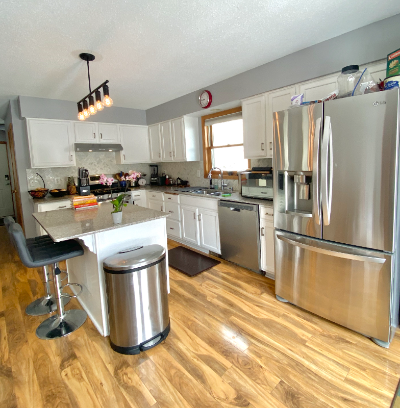 2221 Polk St Ne - Photo 4 of 25