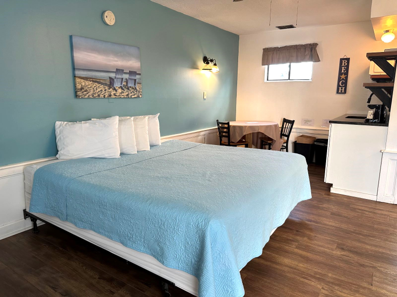 147 Ashworth Avenue #21 - Photo 3 of 7