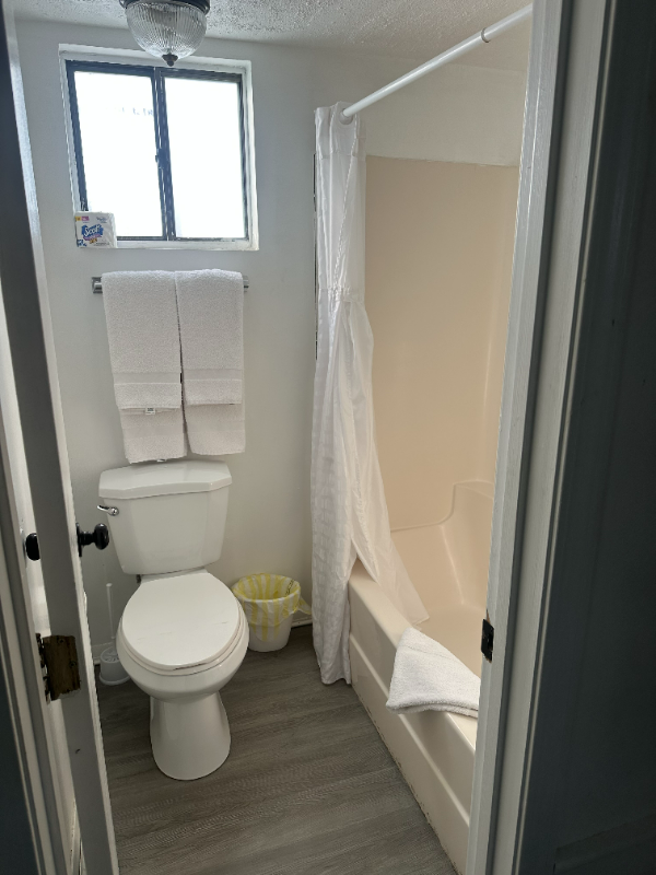 147 Ashworth Avenue #21 - Photo 5 of 7
