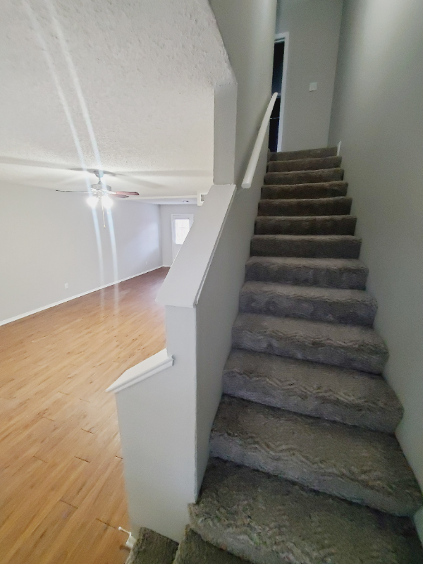 120 S Las Vegas Trl - Photo 6 of 10