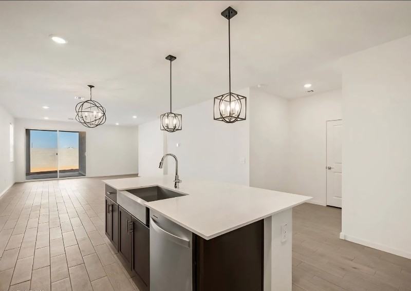 2542 E Fortana Dr - Photo 5 of 29