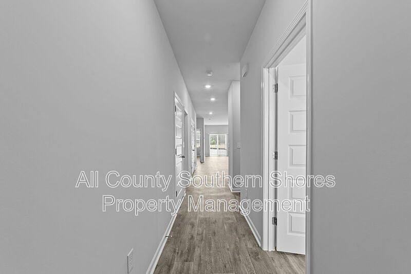 136 Talladega Drive - Photo 5 of 10