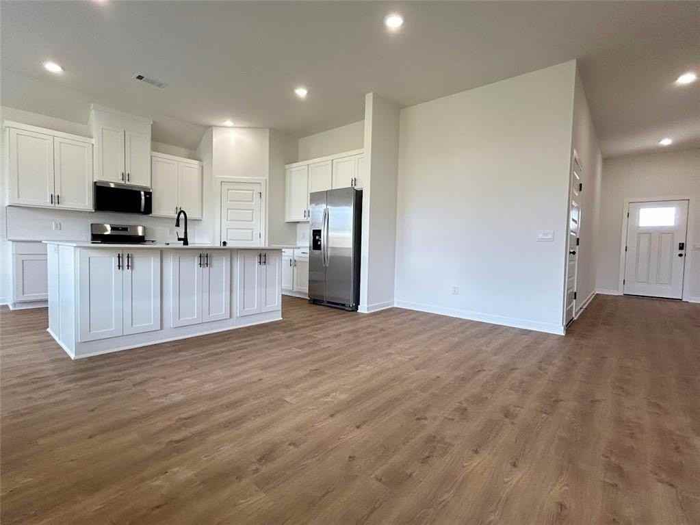 522 N Goose Xing - Photo 4 of 16