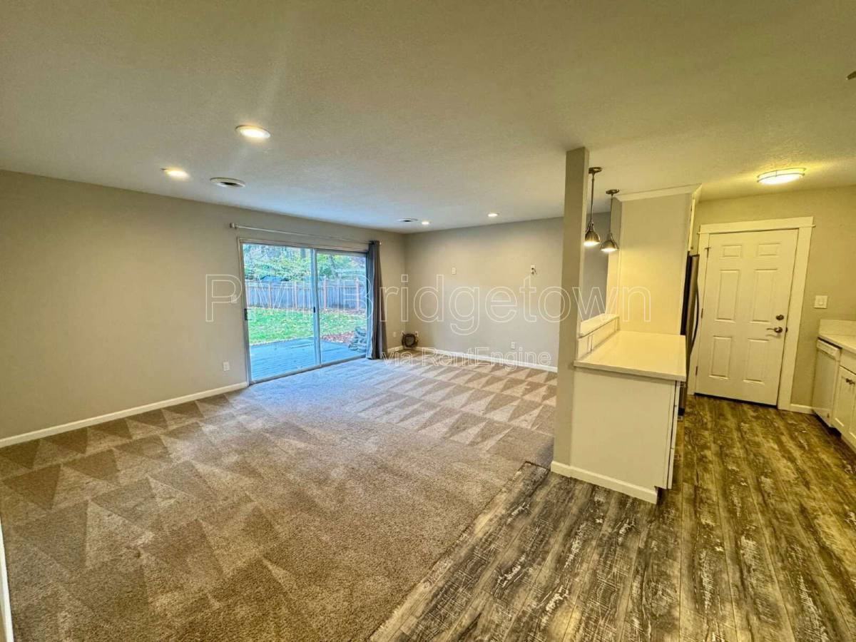 435 Southwest Devon Lane