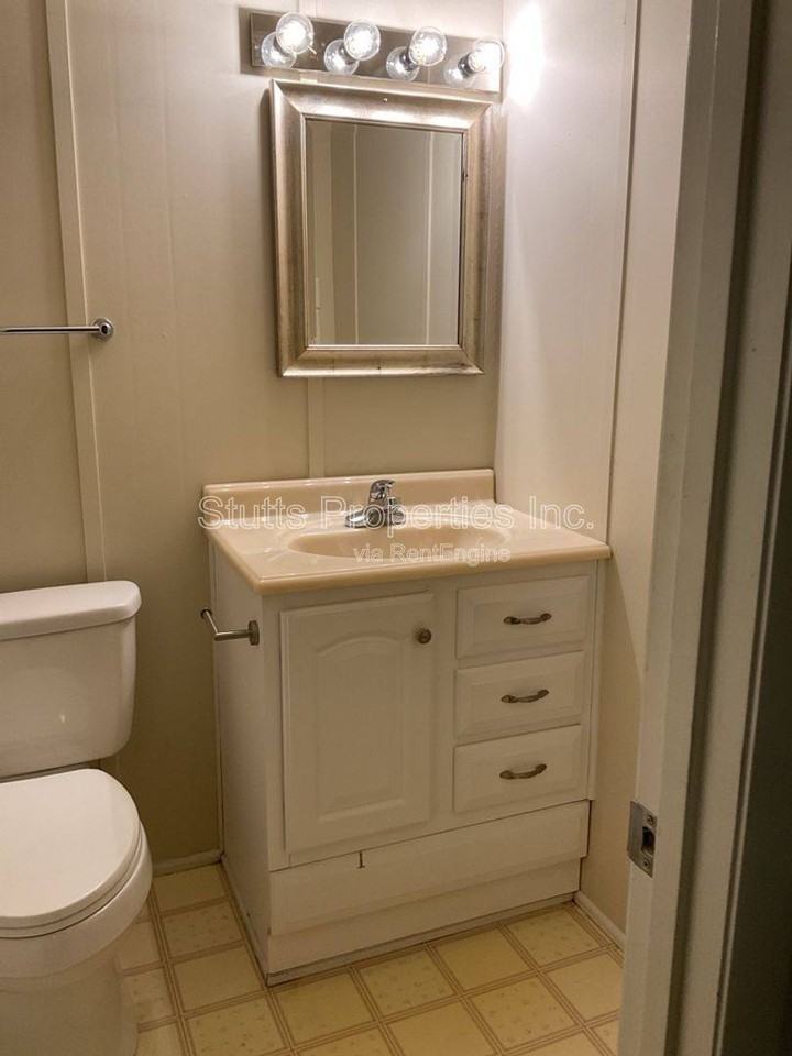 2511 Evergreen Ave - Photo 5 of 10