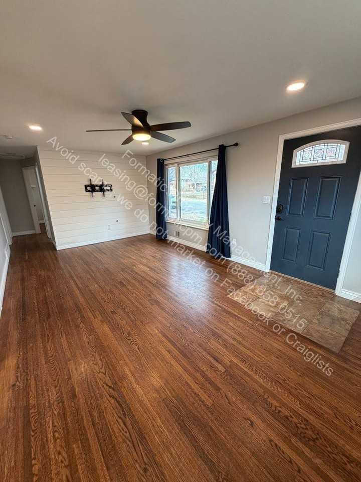 6656 W 61st Ave - Photo 4 of 10