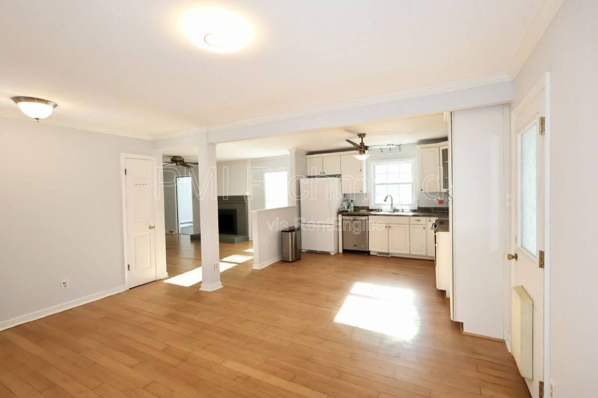 10307 Redbridge Rd - Photo 6 of 10