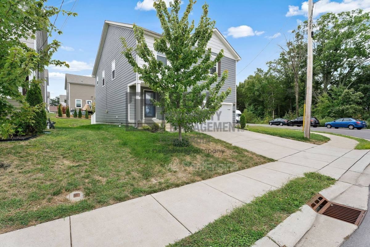 317 Sportsman Drive - Photo 2 of 10