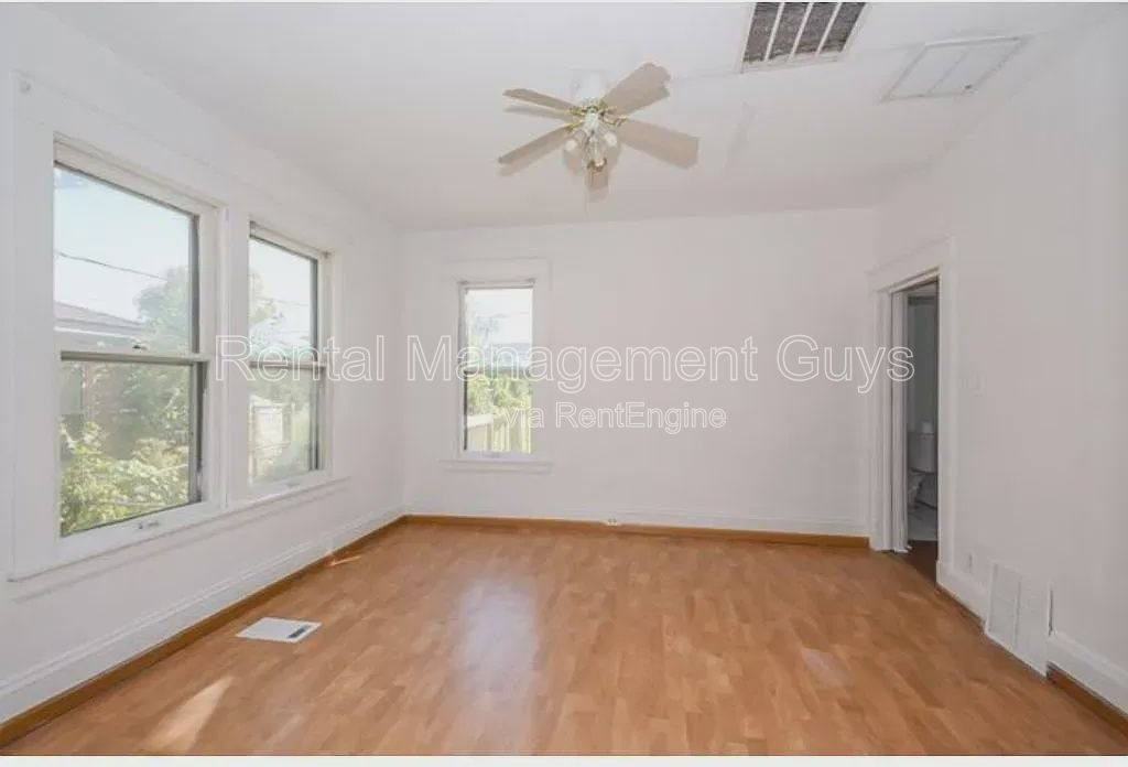 650 Central Ave W - Photo 6 of 10