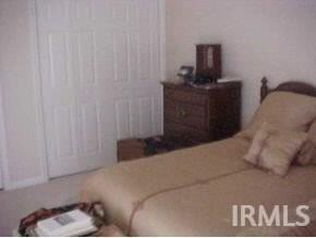 5722 W Vinca Ln - Photo 4 of 8