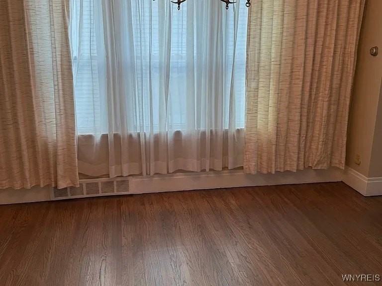 300 300 N Park Lower Unit Avenue - Photo 4 of 9