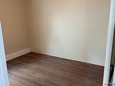 300 300 N Park Lower Unit Avenue - Photo 7 of 9