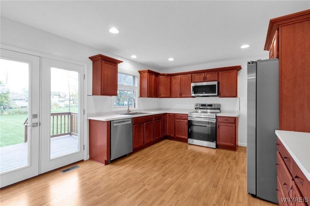 940 Reserve Road - Photo 4 of 28