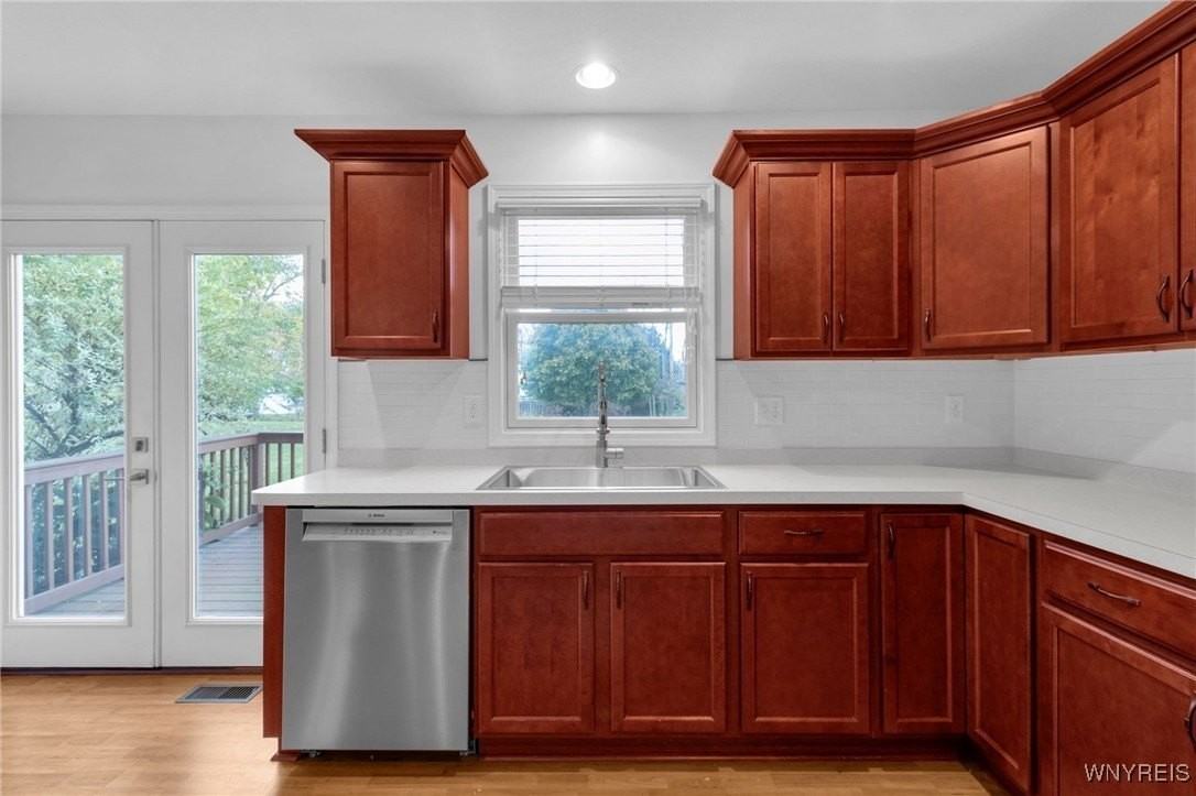 940 Reserve Road - Photo 7 of 28