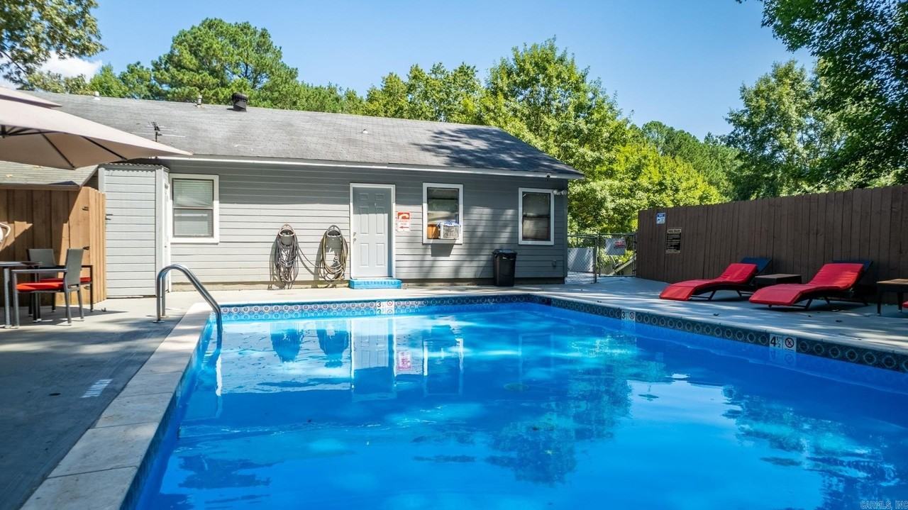 1309 Country Oaks Dr - Photo 4 of 33