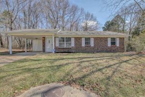 featured image of 3301 Green Dr